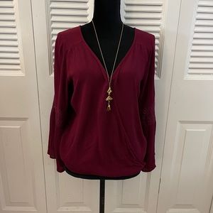 American Eagle burgundy top
